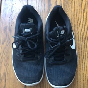 Nike running shoes in excellent condition!